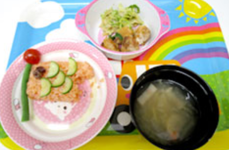 栄養たっぷりの給食